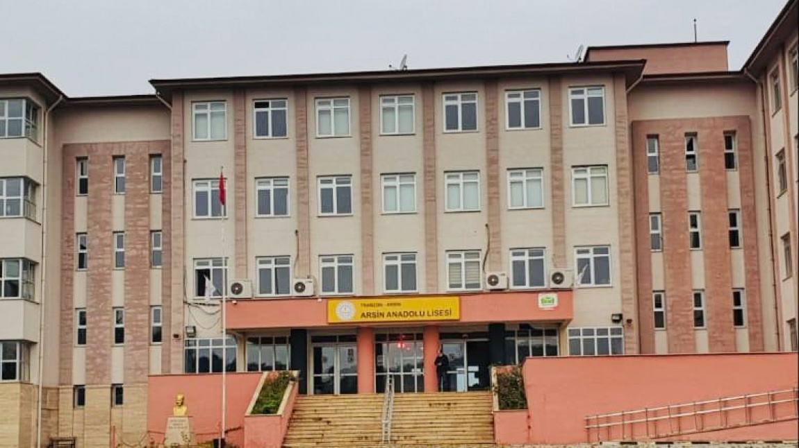 Arsin Anadolu Lisesi Fotoğrafı